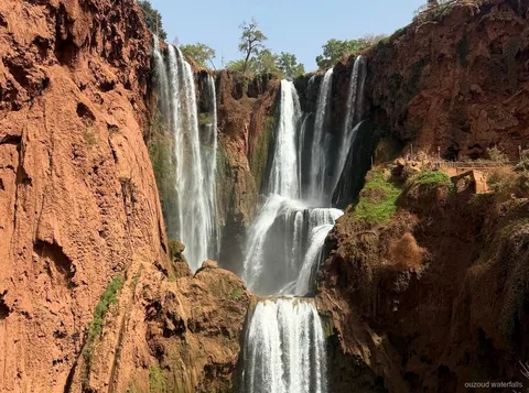 Private luxury vehicle for the Ouzoud Waterfalls tour from Marrakech